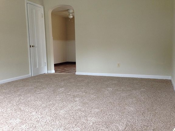 4th image of 2549 Williams Ave APT 4