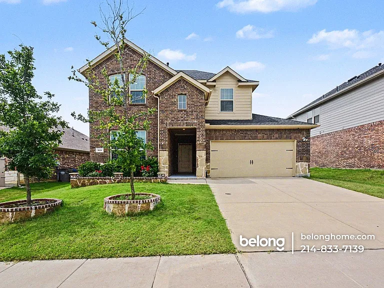 615 Auburn Forest Dr — Photo 2