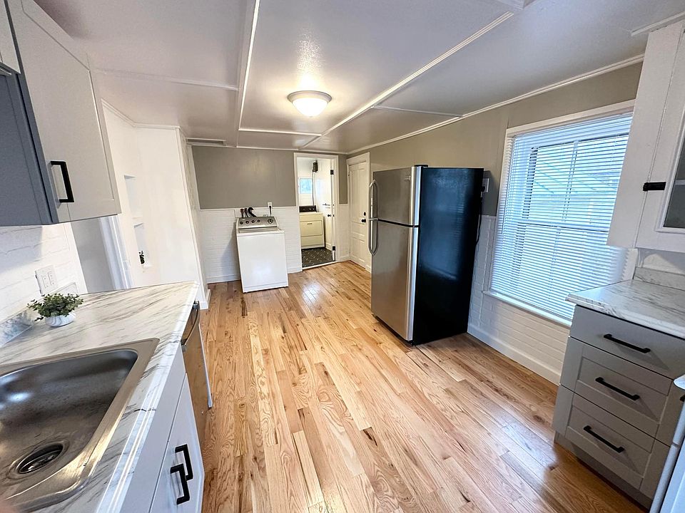 1st image of 1 Pearl St #2