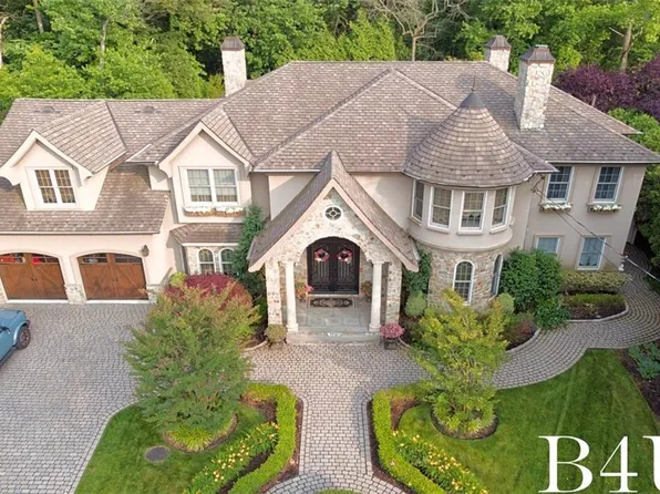 490 Jansen St, Staten Island, NY 10312