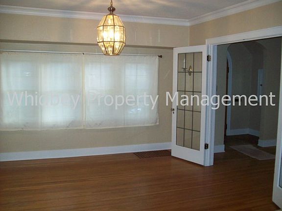 4th image of 604 E 18th Ave