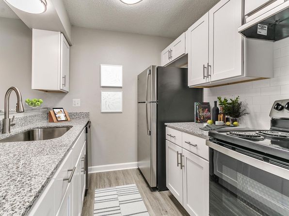 3650 Patricia Dr #3700-27