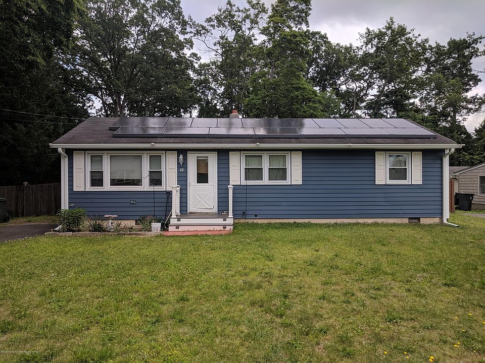 1st image of 22 Michele Dr