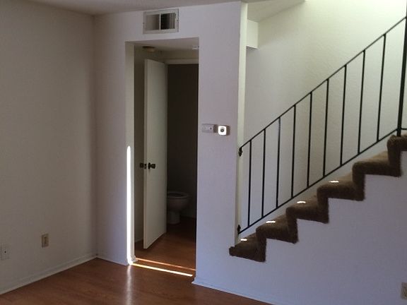 3rd image of 13765 Cedar St APT 1