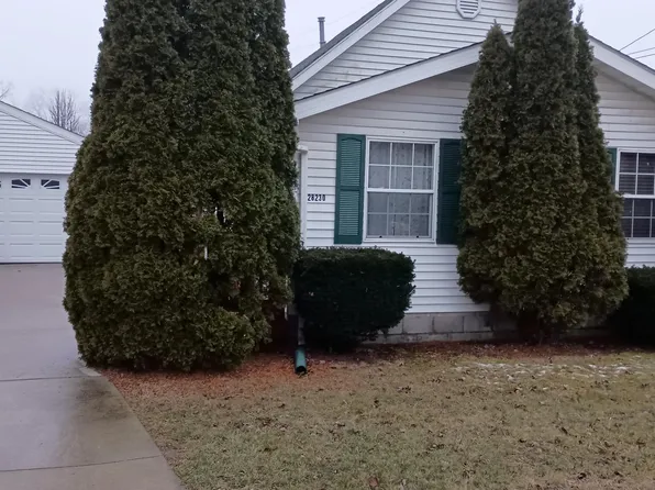 28230 Waltz Rd, New Boston, MI 48164