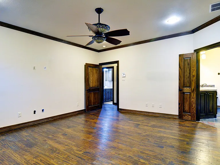 3407 Penticost St — Photo 18