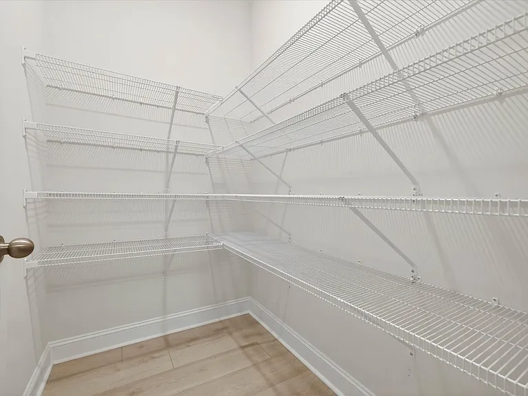 1437 Citadel Dr — Photo 19