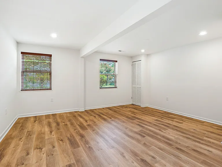 12027 Devilwood Dr — Photo 11