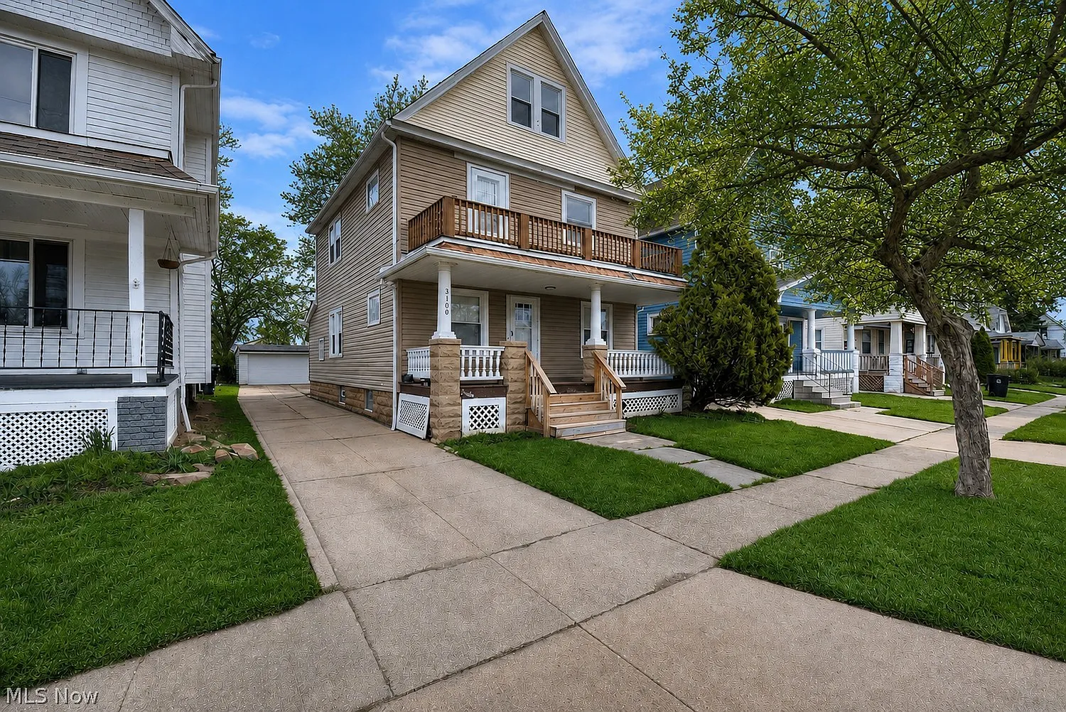 2 bed, 1.0 bath, 1620 sqft, $1,100 — Photo 1