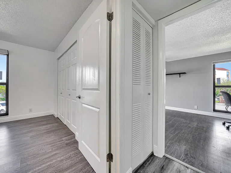 516 Osprey Dr #16C — Photo 28