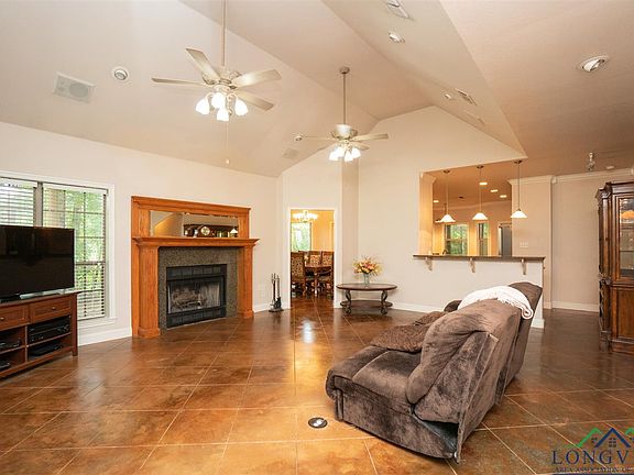 5th image of 4805 Tanglewood Dr