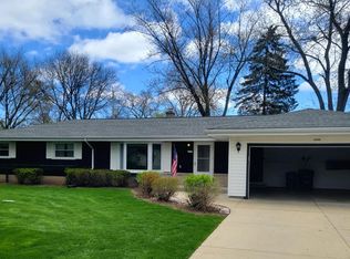 6500 118th Ct S, Franklin, WI 53132