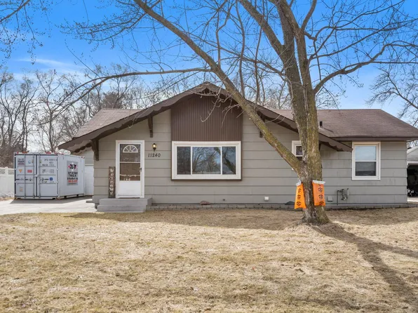 11240 Crocus St NW, Coon Rapids, MN 55433