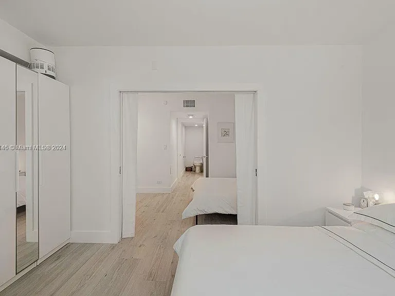 2301 Collins Ave #1115 — Photo 11