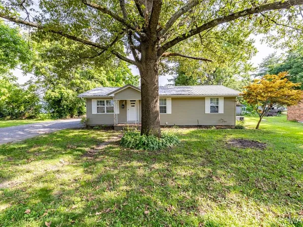 106 Taylor St, East Prairie, MO 63845