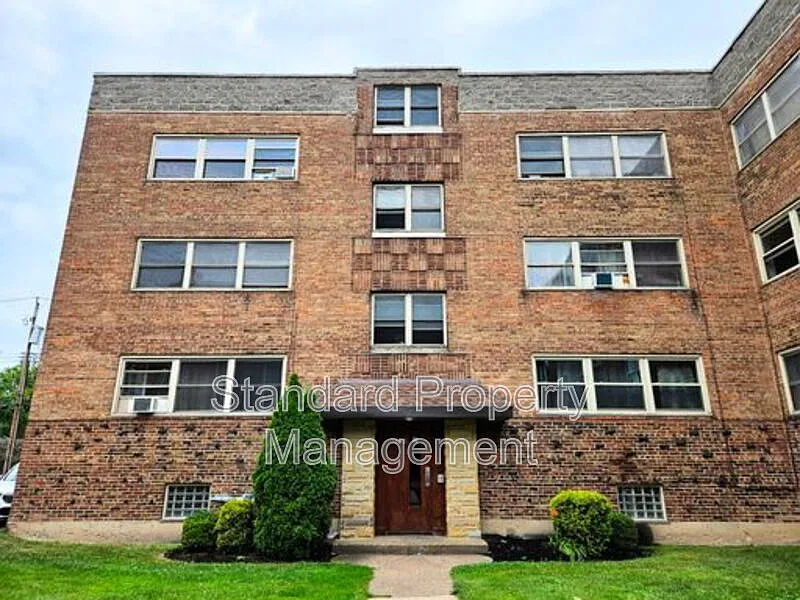 1990 Delaware Ave #1