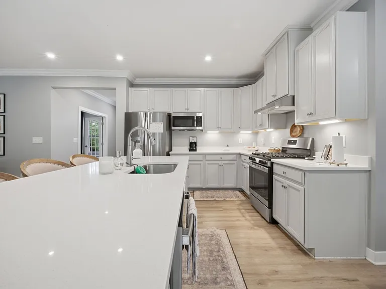 1741 Watershed Ct — Photo 15