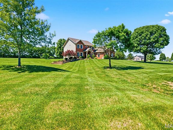 3rd image of 118 Kersting Farms Dr