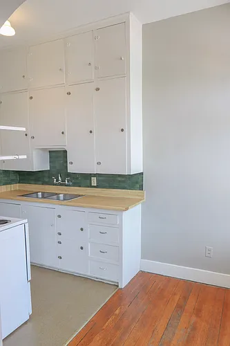 155 W Mountain Ave Photo 1