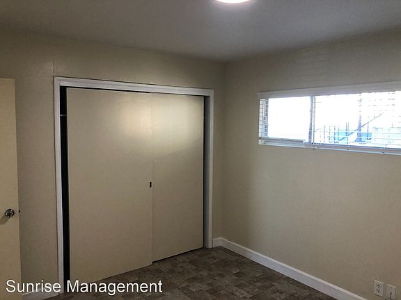 5th image of 5313 Meade Ave