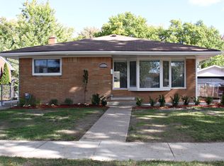 24808 Ursuline St, Saint Clair Shores, MI