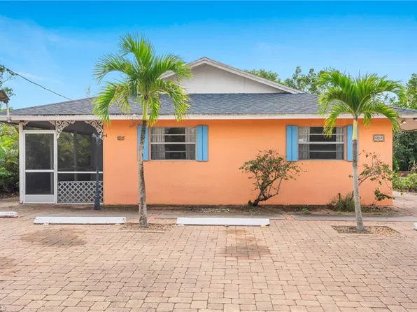 4231-4235 Mariner Ln, Bonita Springs, FL 34134