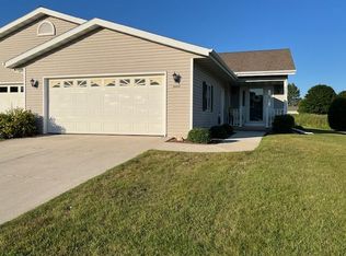 1703 Blue Heron Dr, Two Rivers, WI 54241