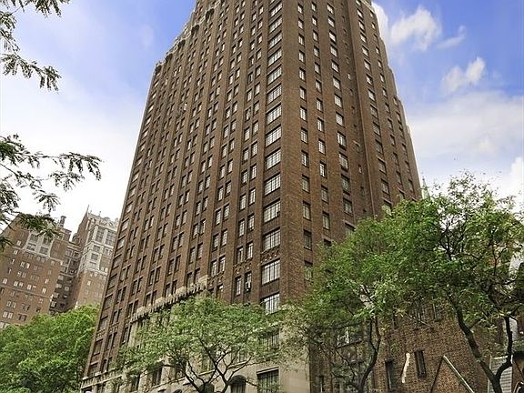 5th image of 320 E 42nd St APT 3204