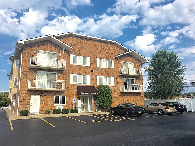 1st image of 15505 Cicero Ave Unit 3B