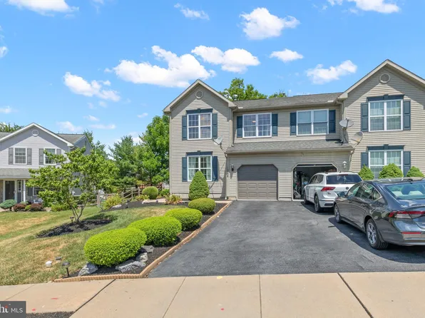 1044 Alexander Dr, Temple, PA 19560