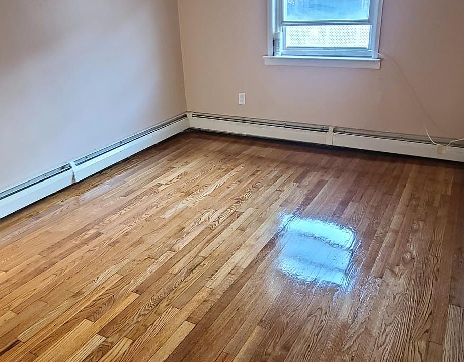 2nd image of 1161 Ellsworth Ave #1
