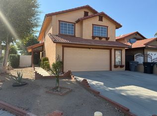 698 Manecita Cir, Perris, CA 92571