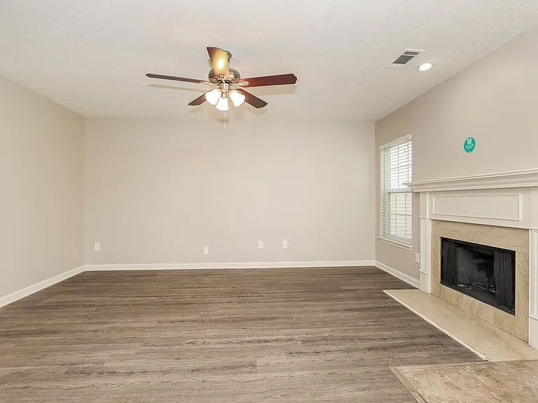 1391 E Nir Shreibman Blvd — Photo 11