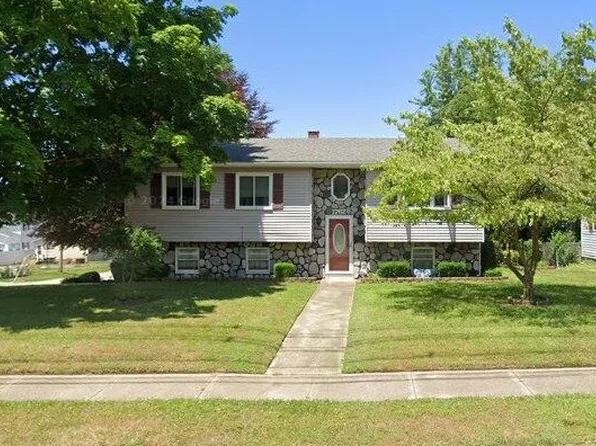 1762 W 22nd St, Erie, PA 16502