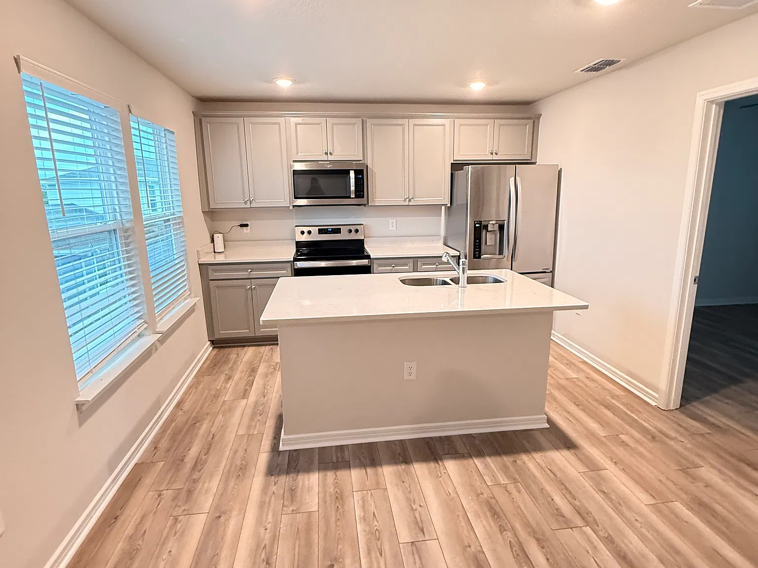 14013 Kauai Dr — Photo 2