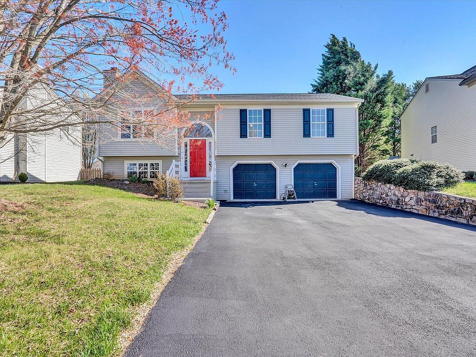 1st image of 6207 Ashmont Dr