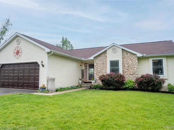 4152 Emily Ct, Howell, MI 48843