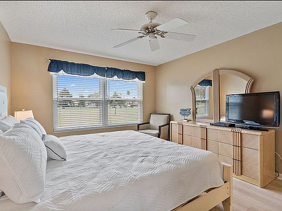 4th image of 6000 Bahia Del Mar Cir APT 133