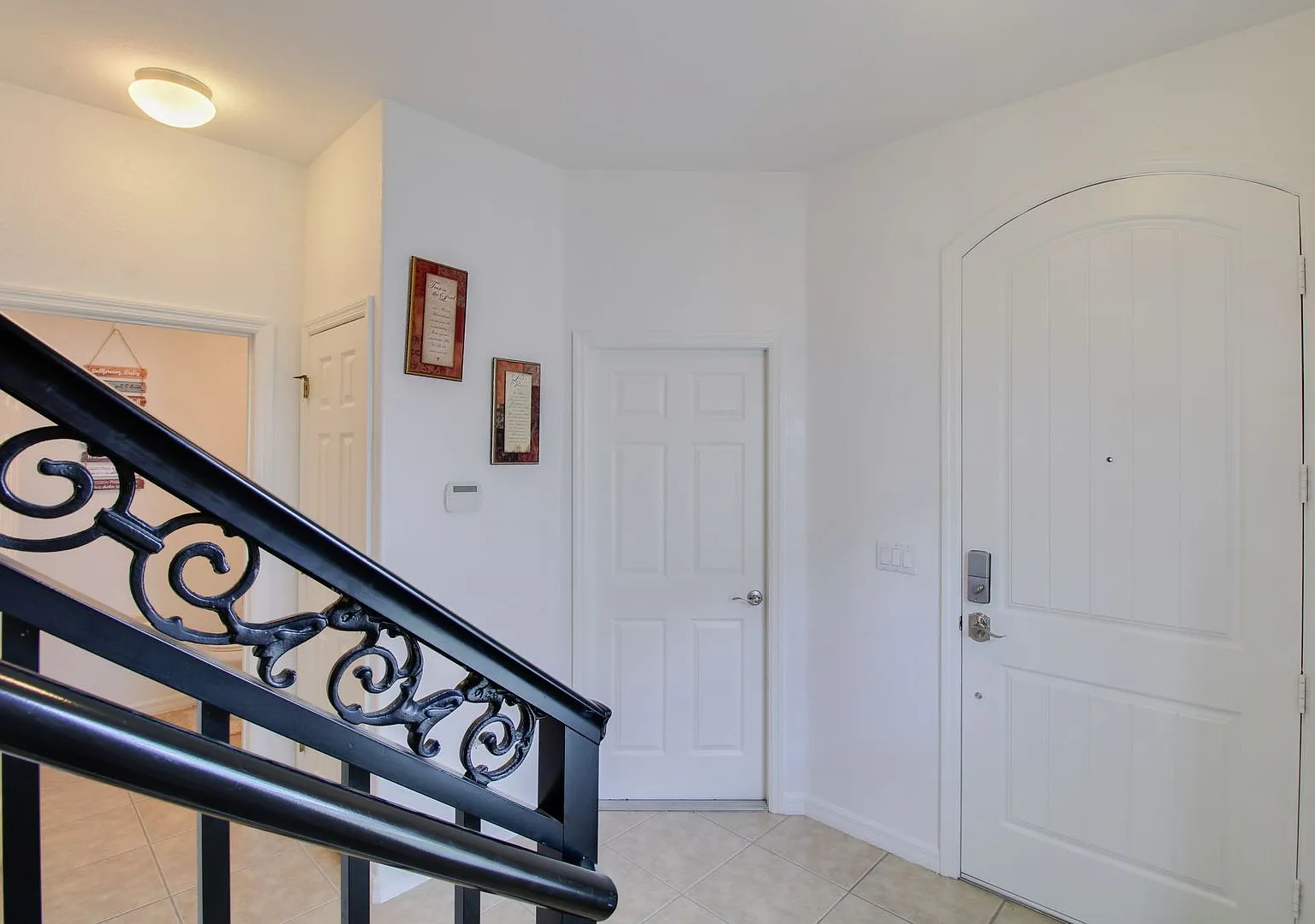20626 Maxim Parkway - Available Now!! — Photo 2