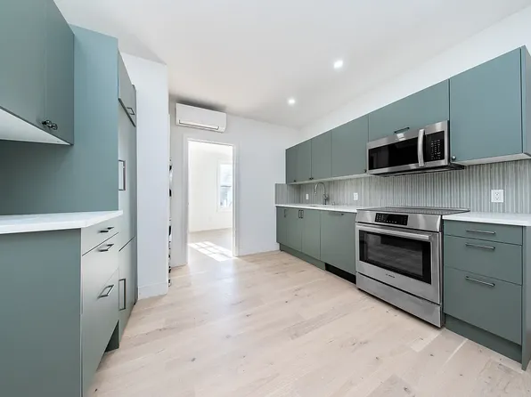 31-67 38th St #1P, Astoria, NY 11103