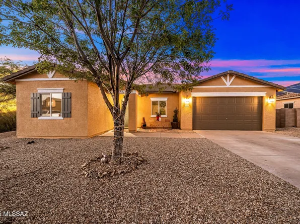 643 W Charles L McKay St, Vail, AZ 85641