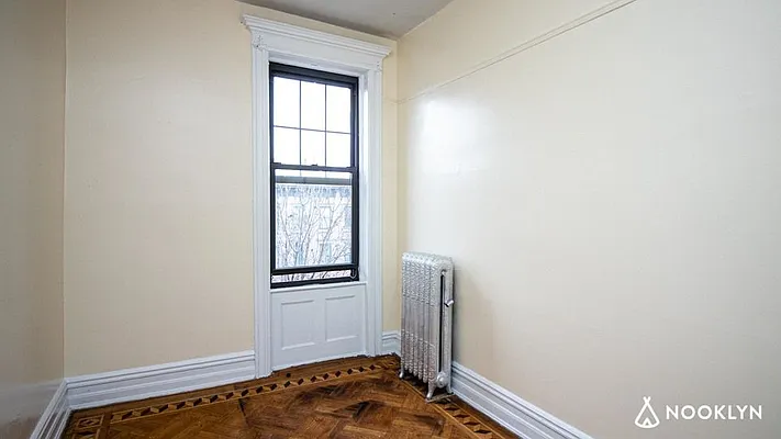 Rented by Nooklyn NYC LLC | media 13