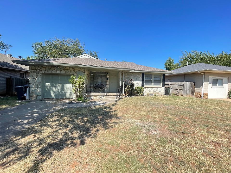 1st image of 1727 Churchill Way