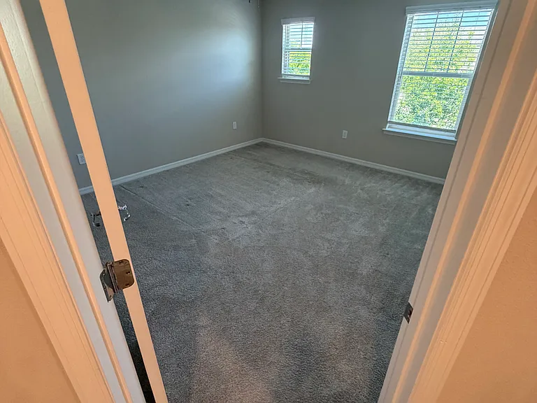 5044 Caspian St — Photo 16