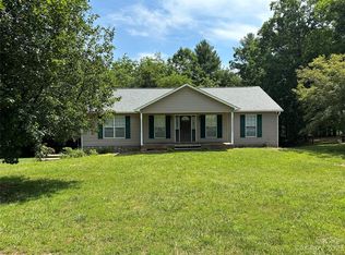 476 Legion Rd, Lenoir, NC 28645