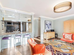 300 Albany St APT 4O, New York, NY 10280