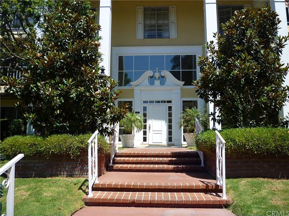 1st image of 300 Cagney Ln APT 106