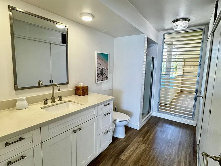 2895 Kalakaua Ave #302 — Photo 12