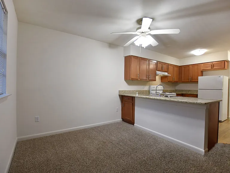 2912 Metairie Ct — Photo 8