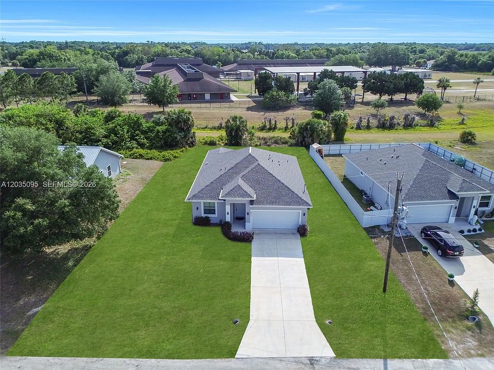 1st image of 2013 Inglewood Cir